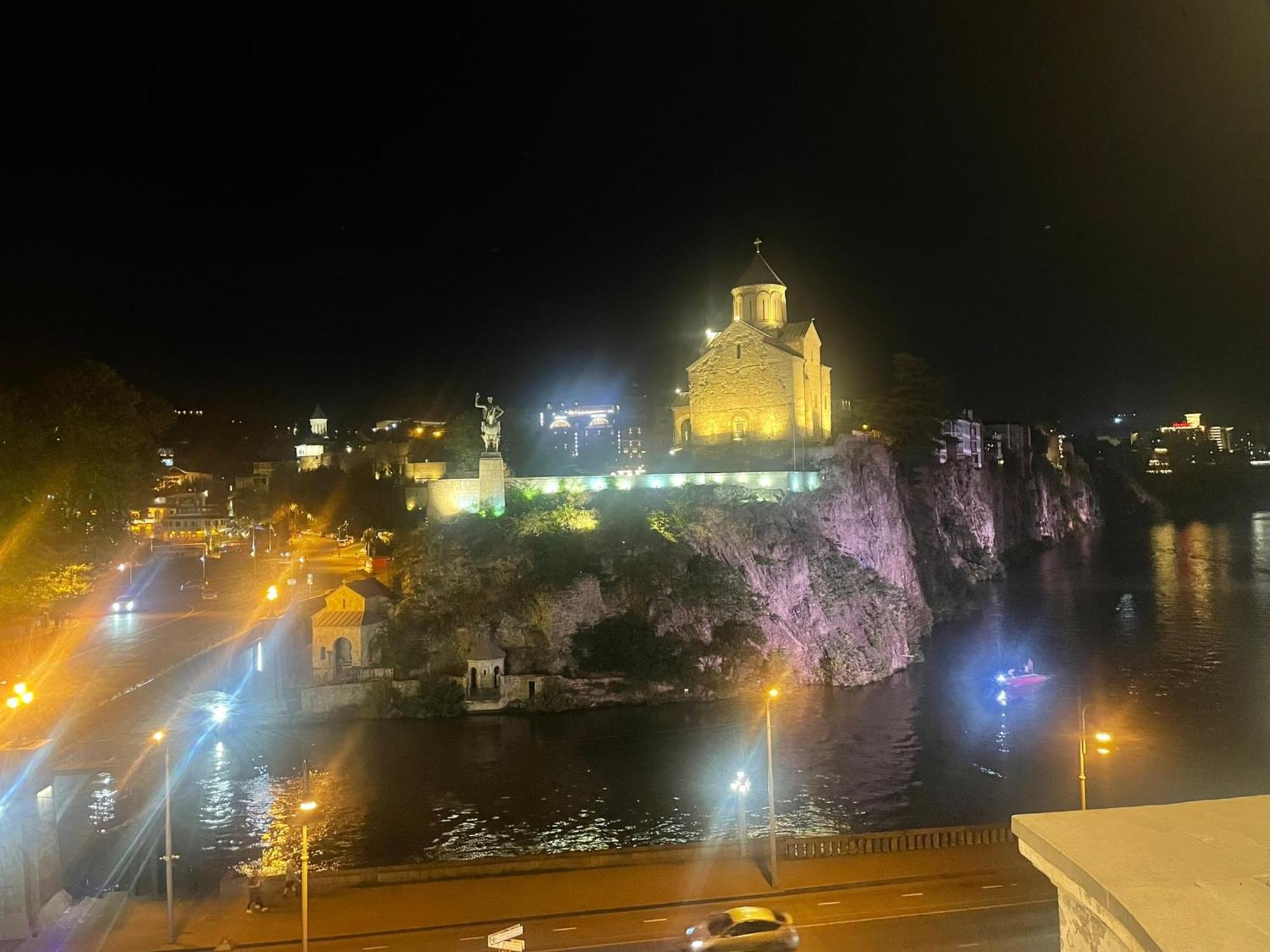 Meidan Inn تبليسي المظهر الخارجي الصورة